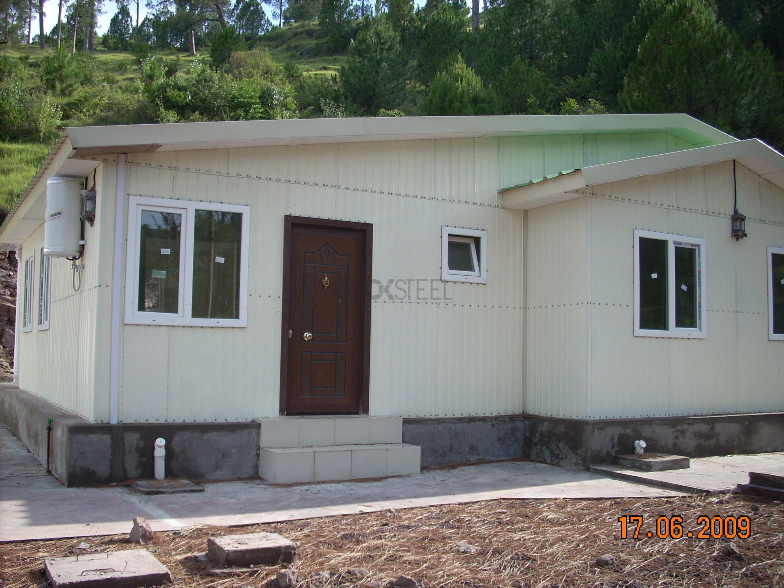 Pakistan Ministry Buildings  380 m² (40 units)