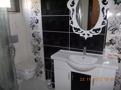 Deep Blue Steel Houses Assembly Phase