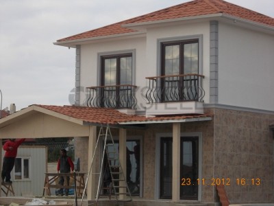 Deep Blue Steel Houses Assembly Phase