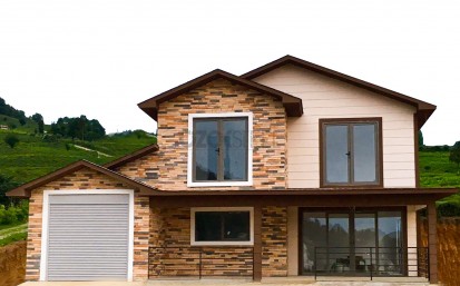 Artvin Moderne Villa aus hellem Stahl-150 m2