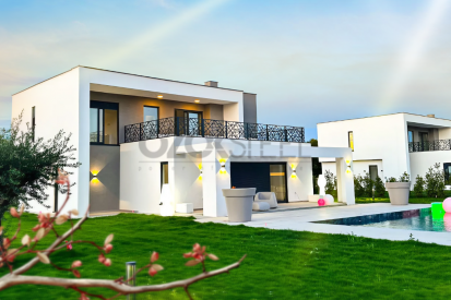 Kroatien Wohnprojekt - 340 m² 10 Einheiten