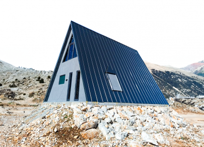Light Steel Triangle House with Loft - Antalya - 77 m²