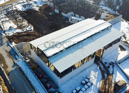 Manege Gebäude - 1700 m² 